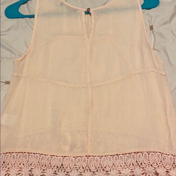 Top - Picture 2 of 2